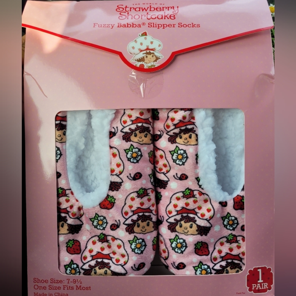 Fuzzy Babba Pink Slipper Socks